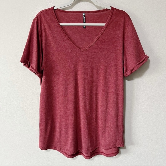 Kuhl Inara Lux Rolled Short Sleeve Tee Shirt Maroon Size Large V-Neck Outdoor - Picture 2 of 7